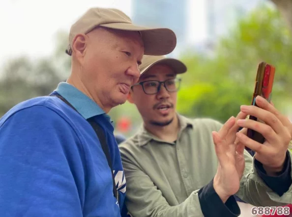 ChineSe〇d老头与激情l：探索生活中的热情与独特视角，用户的深刻见解引人深思