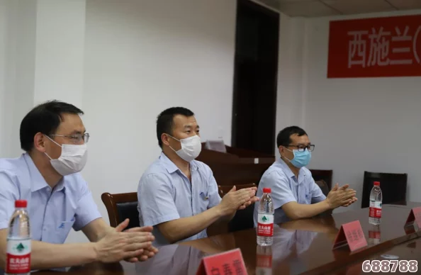 西施没有小内没有爱心的图片，网友热议：缺乏情感表达让人心生遗憾，艺术的深度何在？