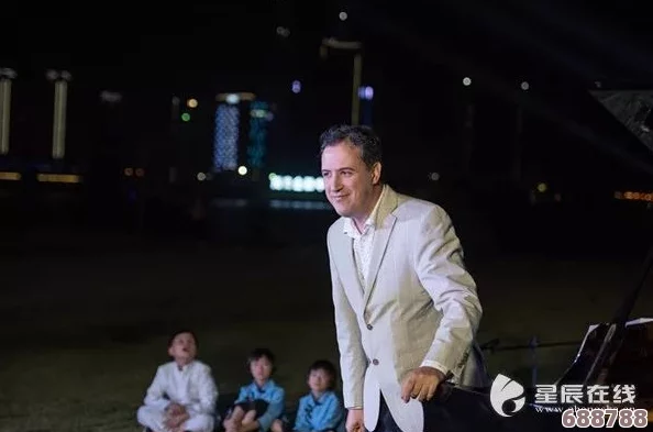 星空传媒苏清歌孟若羽：谁是你心中的璀璨星辰？一场跨越银河的浪漫邂逅