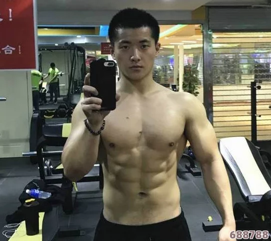 欧美野外猛男的大粗鳮：网友热评9.5分，绝对让你大开眼界