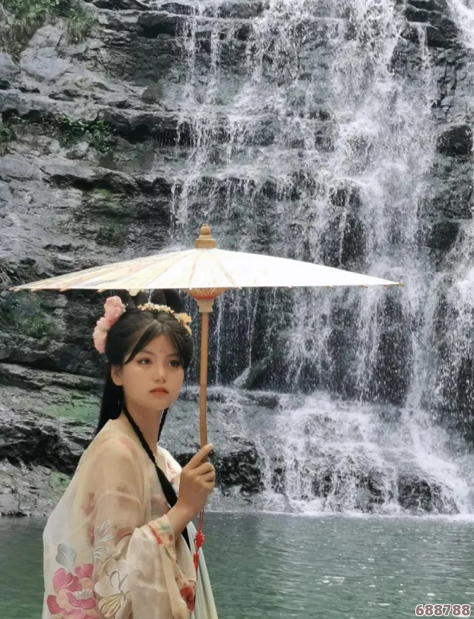 解锁夏日狂想曲新篇章：好感度满溢后的创意应对策略全攻略！